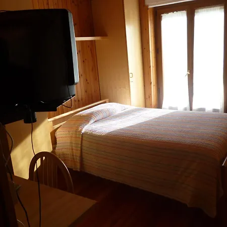 Hotel Fior Di Roccia 2*