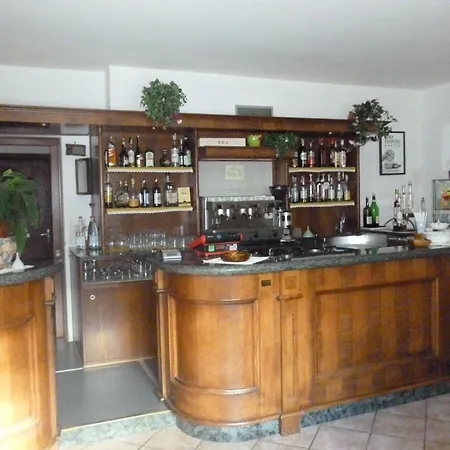 Hotel Fior Di Roccia 2*