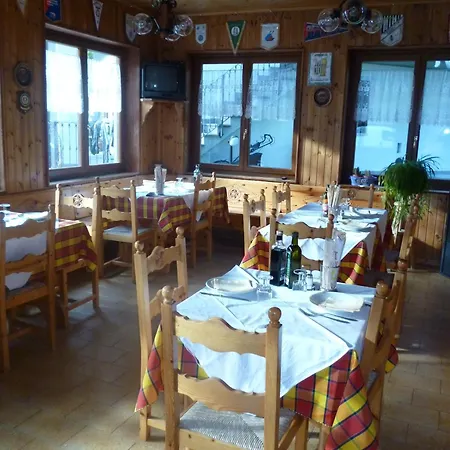 Fior Di Roccia Hotel 2*
