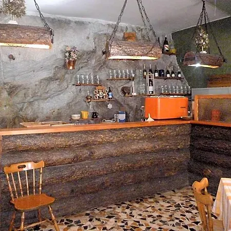Fior Di Roccia فندق 2*