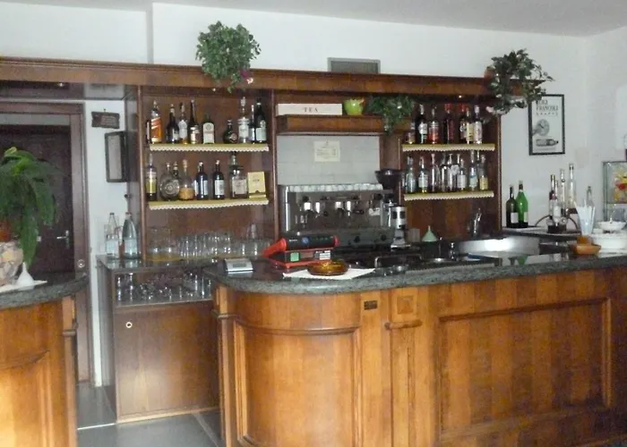 Hotel Fior Di Roccia 2*